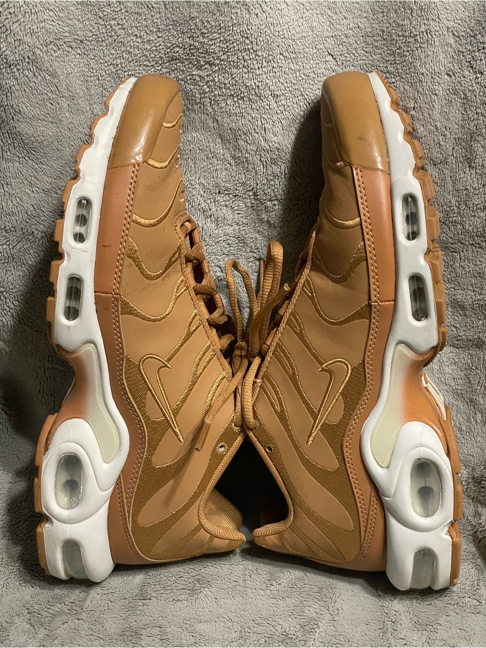 Nike Brown/Tan Air Max Plus Sneakers